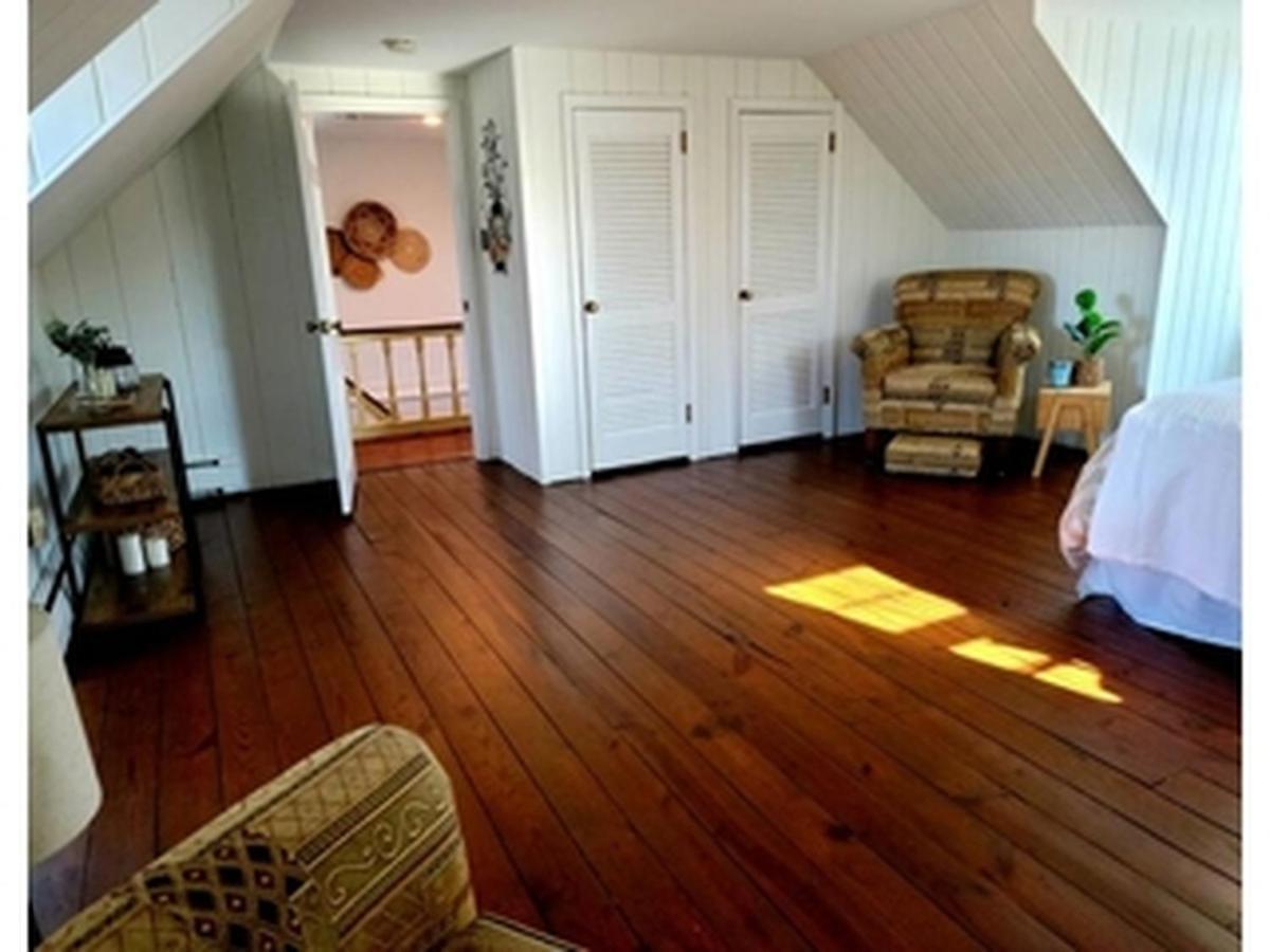 Downingtown Manor - 1900S Farmhouse With Creek Views Εξωτερικό φωτογραφία